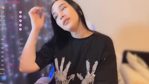 Snapshot of kissmenastya chatting on October 24, 2025, 7:54 pm Nastya  online show from October 24, 2025, 7:54 pm