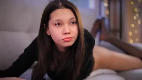 Snapshot of kissmesloww chatting on March 3, 2026, 7:53 pm Snezhana online show from March 3, 2026, 7:53 pm