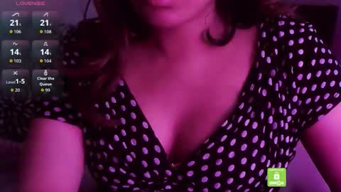 J online show from April 12, 2026, 7:19 pm