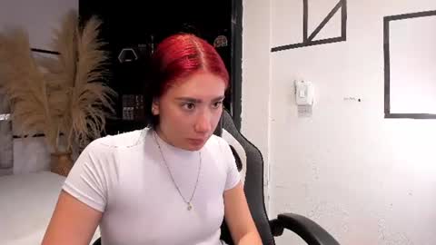 kitanna_1 online show from July 4, 2026, 9:21 pm