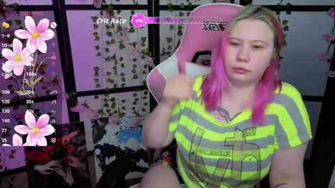 kitsune_little online show from April 7, 2026, 11:32 am