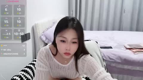 kitten-2001-yoyo online show from October 30, 2025, 3:13 pm