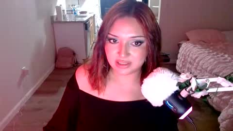 Snapshot of kittengonewild chatting on June 11, 2026, 7:28 am kittengonewild online show from June 11, 2026, 7:28 am