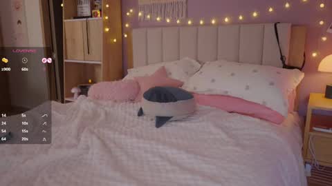      online show from April 28, 2026, 8:36 pm