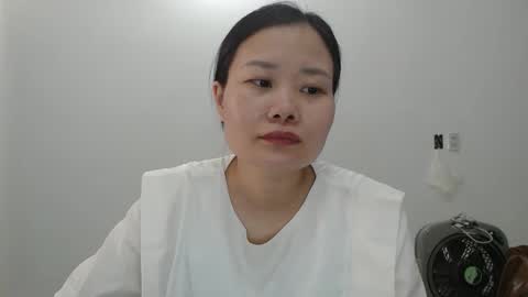 kitti_baby2x online show from March 31, 2026, 8:04 am