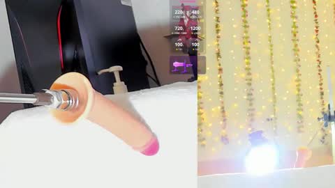 Kitty online show from December 17, 2025, 10:10 am