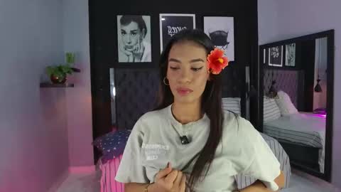 Kitty online show from October 23, 2025, 11:31 am