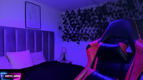 Camila online show from February 28, 2026, 2:23 am