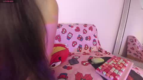 Snapshot of kitty_kryss chatting on July 4, 2026, 1:39 pm kitty_kryss online show from July 4, 2026, 1:39 pm