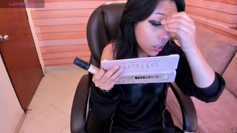 Kitty online show from October 12, 2025, 10:25 am