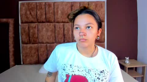 Snapshot of kitty_ravee chatting on September 15, 2025, 7:47 pm Kitty Rave online show from September 15, 2025, 7:47 pm