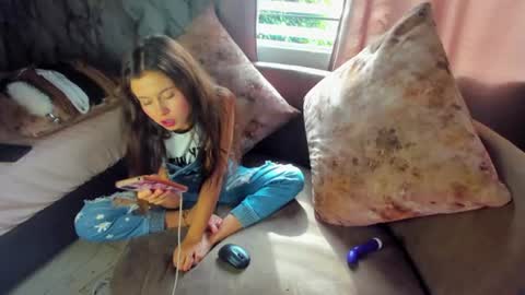 kitty rose online show from July 15, 2026, 1:16 pm