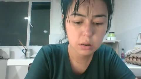 Snapshot of kitty_small69 chatting on January 10, 2026, 3:19 am kitty_small69 online show from January 10, 2026, 3:19 am