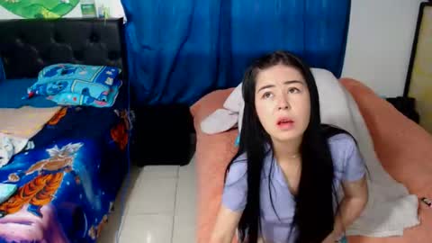 kitty_small69 online show from February 18, 2026, 2:57 pm