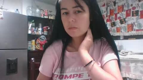 kitty_small69 online show from February 22, 2026, 2:02 am