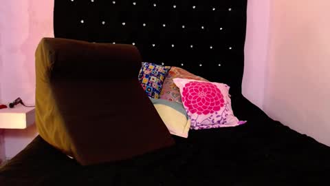 paola online show from March 2, 2025, 7:23 pm