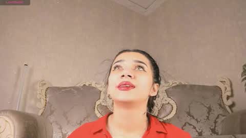 Mia online show from December 16, 2025, 10:26 pm