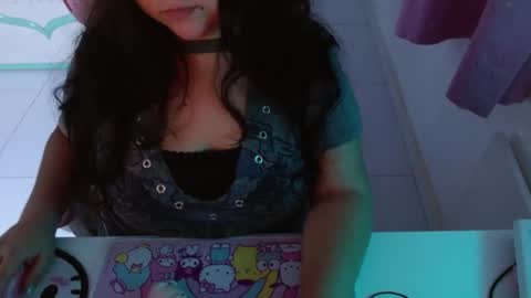 Dannita online show from November 14, 2025, 3:27 am