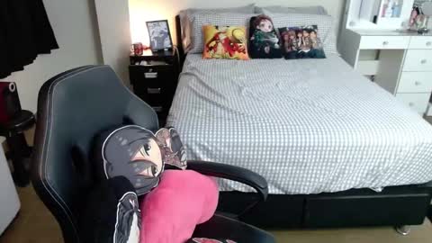 Isabel online show from February 13, 2025, 11:37 pm