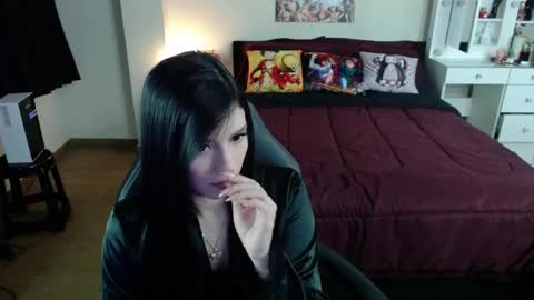 Isabel online show from April 27, 2026, 12:19 am