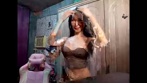 Katarena Latsveya online show from February 13, 2026, 6:59 pm