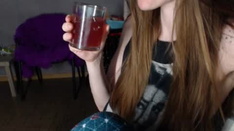 KittyloveMoon online show from June 14, 2026, 7:16 pm