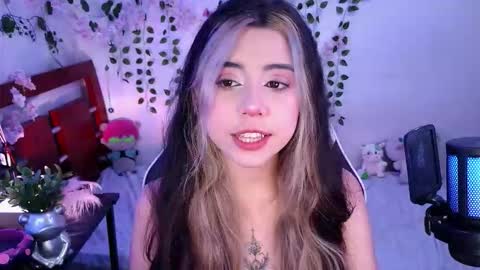 Kittyuwu  online show from March 26, 2026, 12:28 am