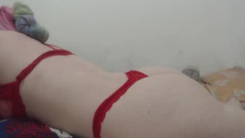 Snapshot of kittywhiteass chatting on December 13, 2024, 7:36 am kittywhiteass online show from December 13, 2024, 7:36 am