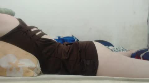 Snapshot of kittywhiteass chatting on December 19, 2024, 8:23 am kittywhiteass online show from December 19, 2024, 8:23 am