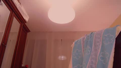 kittyxox1 online show from April 11, 2026, 7:18 pm