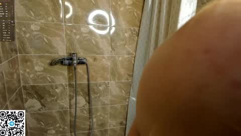 kittyy online show from October 6, 2025, 6:44 am