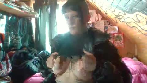 Snapshot of kity_cvt chatting on November 14, 2025, 4:06 pm kity_cvt online show from November 14, 2025, 4:06 pm