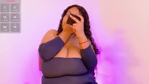 Snapshot of kity_hill chatting on October 30, 2025, 4:36 am Kitty Hill online show from October 30, 2025, 4:36 am