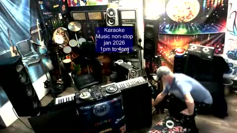 kiveuxmakeu online show from January 18, 2026, 9:29 pm