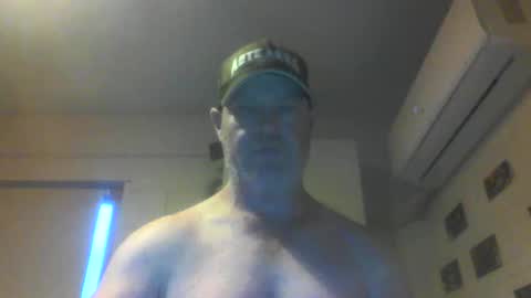 kiwiguy19773 online show from February 18, 2025, 7:10 am