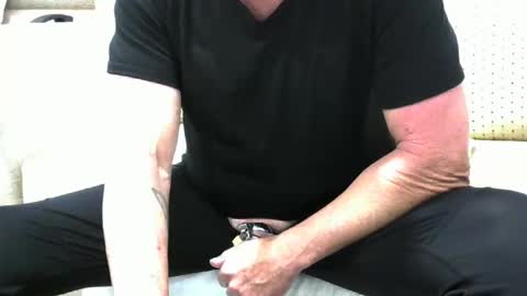 kiwikink33 online show from February 23, 2025, 2:46 pm