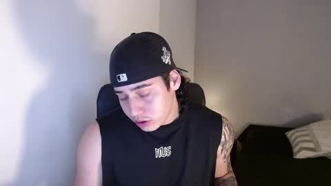 kiyo__ online show from April 19, 2026, 2:22 am