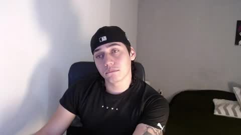 kiyo__ online show from April 21, 2026, 11:18 pm