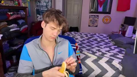 Kyle online show from February 21, 2025, 1:44 pm