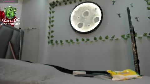 klariz09 online show from April 19, 2026, 12:26 pm