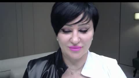 kleo901854860422 online show from April 19, 2026, 7:16 pm