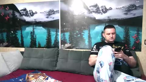 Kleosnow online show from October 30, 2025, 9:55 am