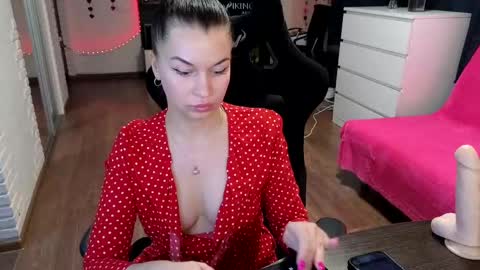 Alisa.         online show from March 12, 2025, 7:38 pm