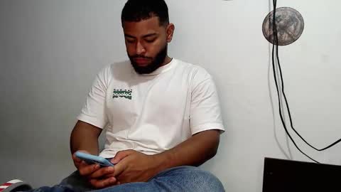 Snapshot of kleyton336 chatting on March 3, 2026, 3:01 am kleyton online show from March 3, 2026, 3:01 am