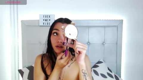 kloe__watson online show from April 29, 2026, 11:55 pm