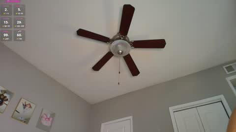 kloewandan online show from March 24, 2026, 2:38 am