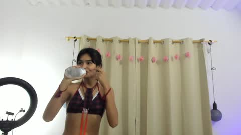 kloeysexy1 online show from January 20, 2025, 3:50 pm