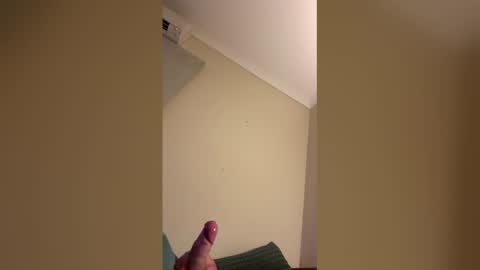 kmask16 online show from April 13, 2026, 11:48 am