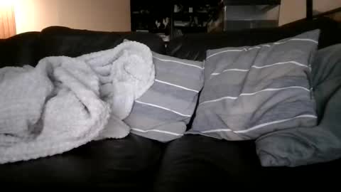 Knight3975 online show from September 26, 2025, 2:32 pm