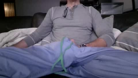 Knight3975 online show from November 30, 2025, 6:06 am